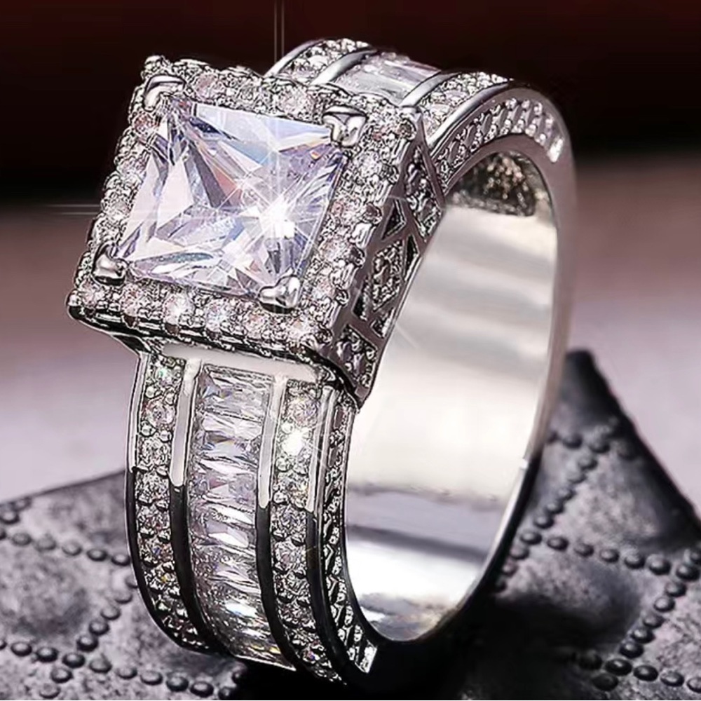 Fashion Cubic Zircon Women Wedding Engagement Ring Silver Plated Jewelry Sz 6-8